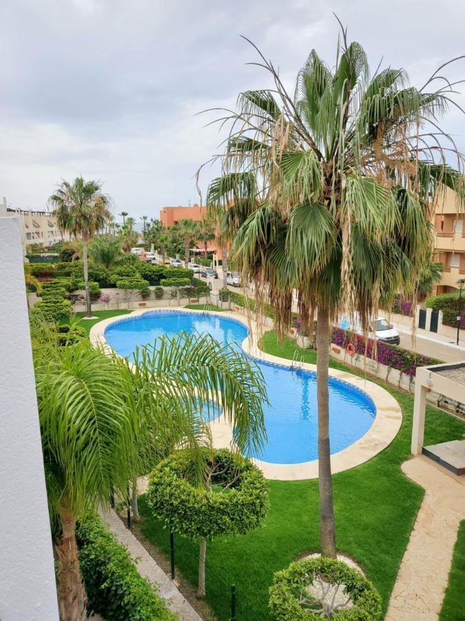 ¡Apartamento En Primera Linea Con Terraza Y Cerca De La Piscina Comunitaria! Бера Екстер'єр фото